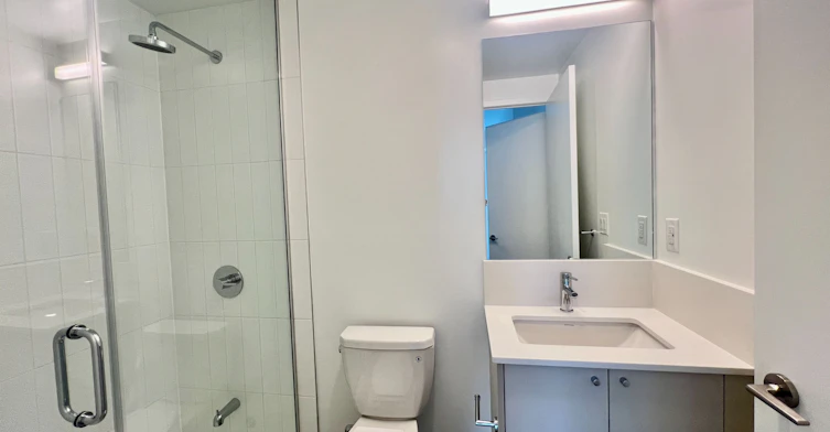 523-10 Oak Street, Toronto, ON, M5A 0Z1 - 15