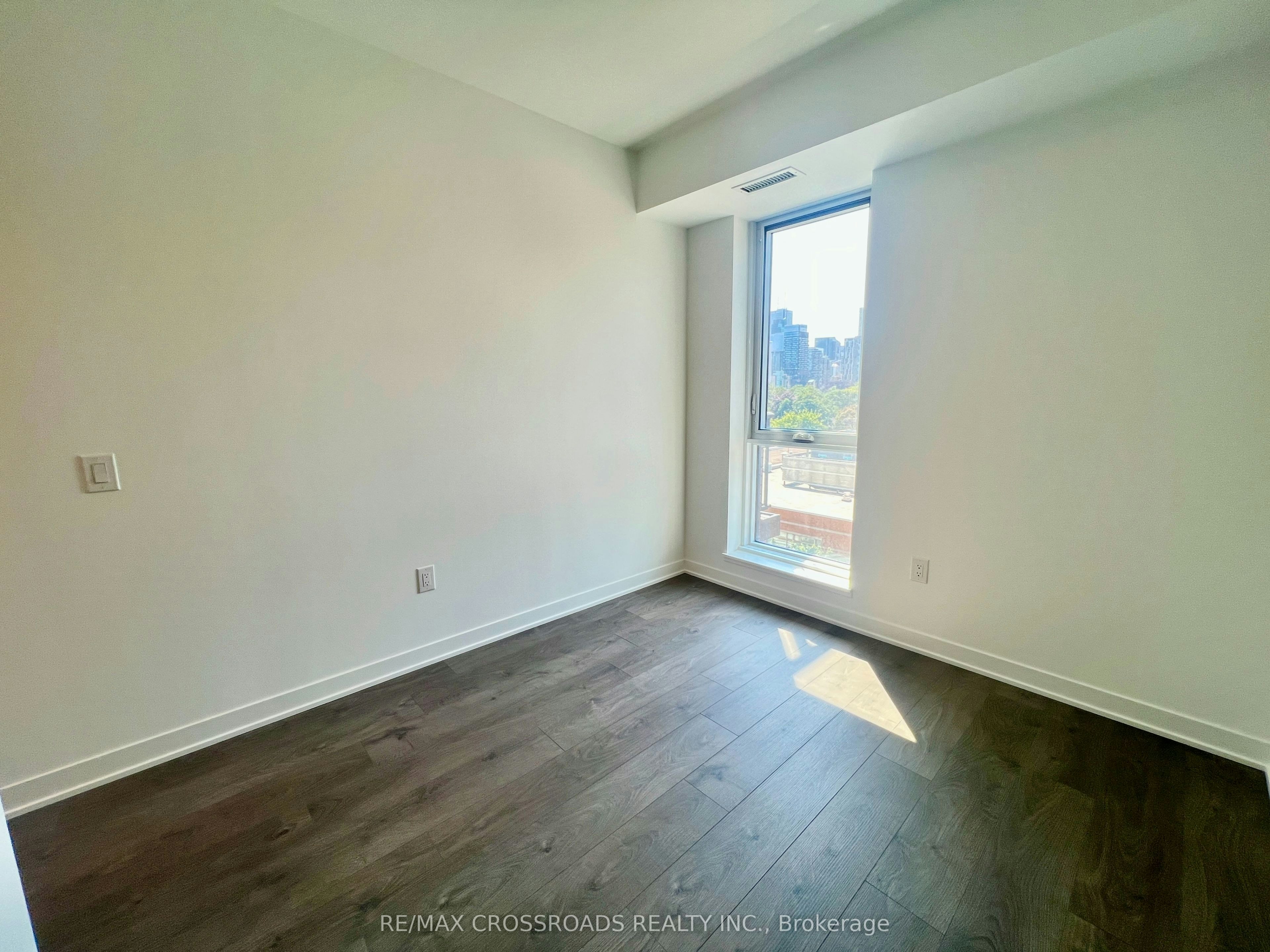 523-10 Oak Street, Toronto, ON, M5A 0Z1 - 17