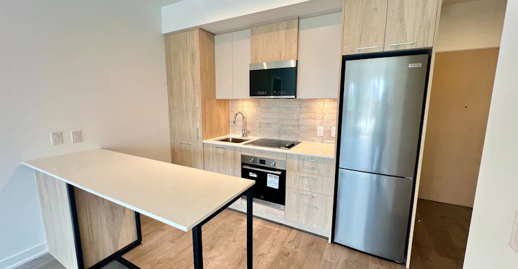 523-10 Oak Street, Toronto, ON, M5A 0Z1 - 6