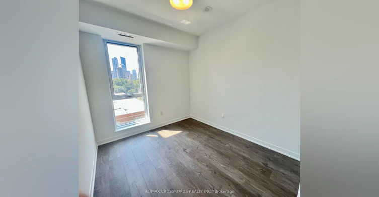 523-10 Oak Street, Toronto, ON, M5A 0Z1 - 12