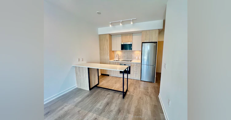 523-10 Oak Street, Toronto, ON, M5A 0Z1 - 3
