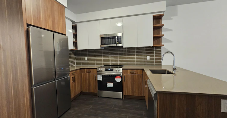 32 Deep Roots Terrace, Toronto, ON, M6A 2M3 - 23