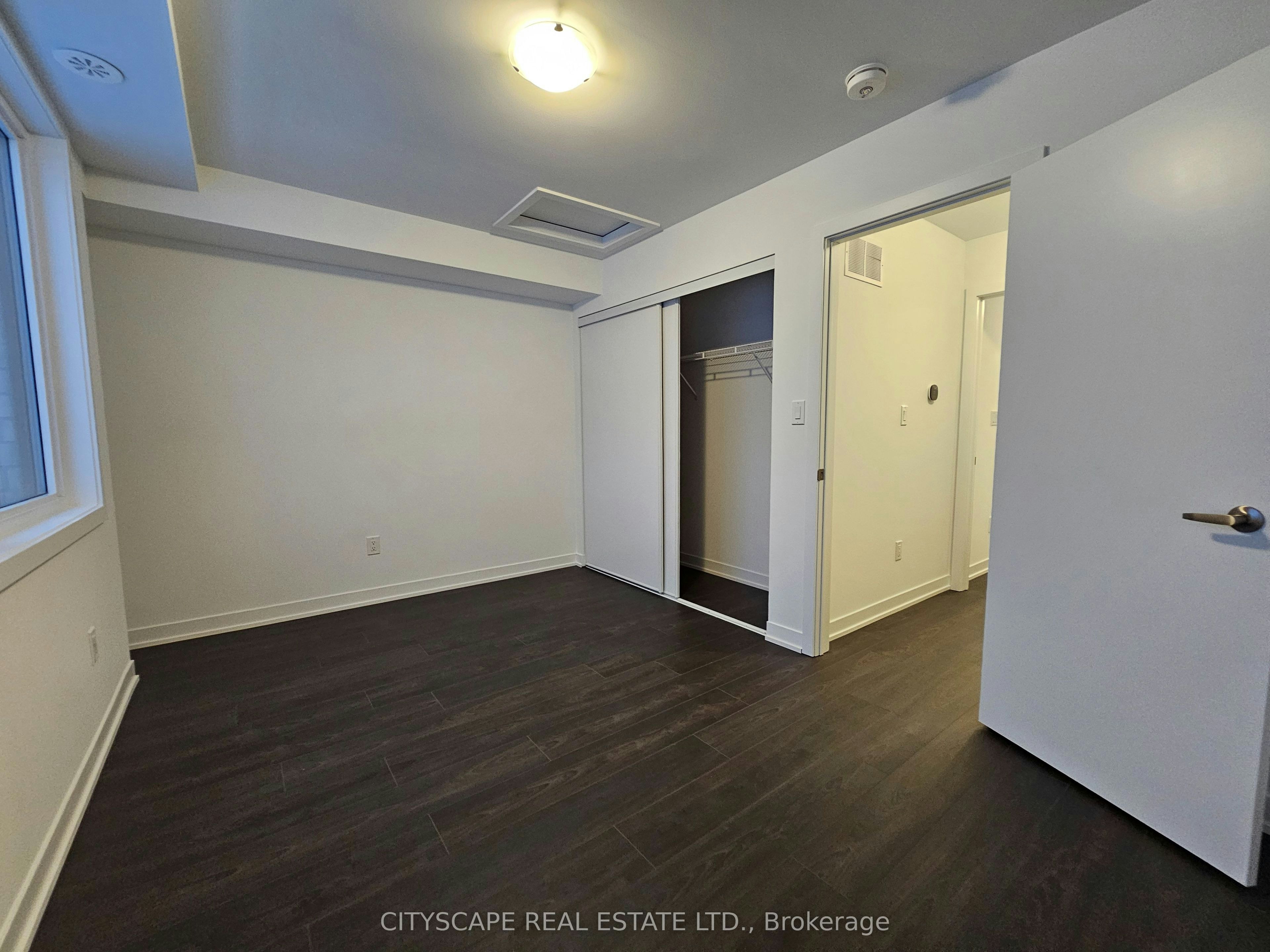 32 Deep Roots Terrace, Toronto, ON, M6A 2M3 - 8