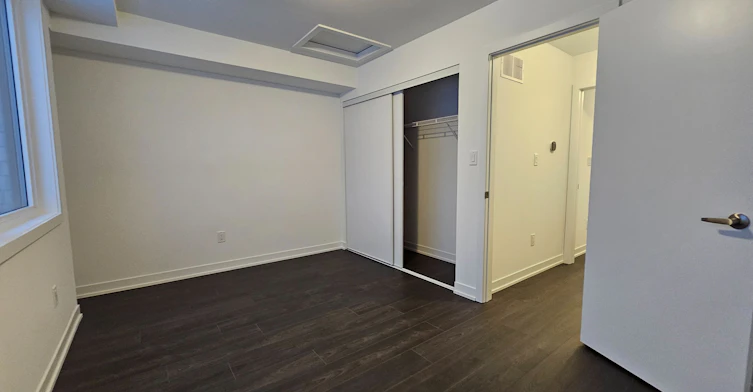 32 Deep Roots Terrace, Toronto, ON, M6A 2M3 - 8