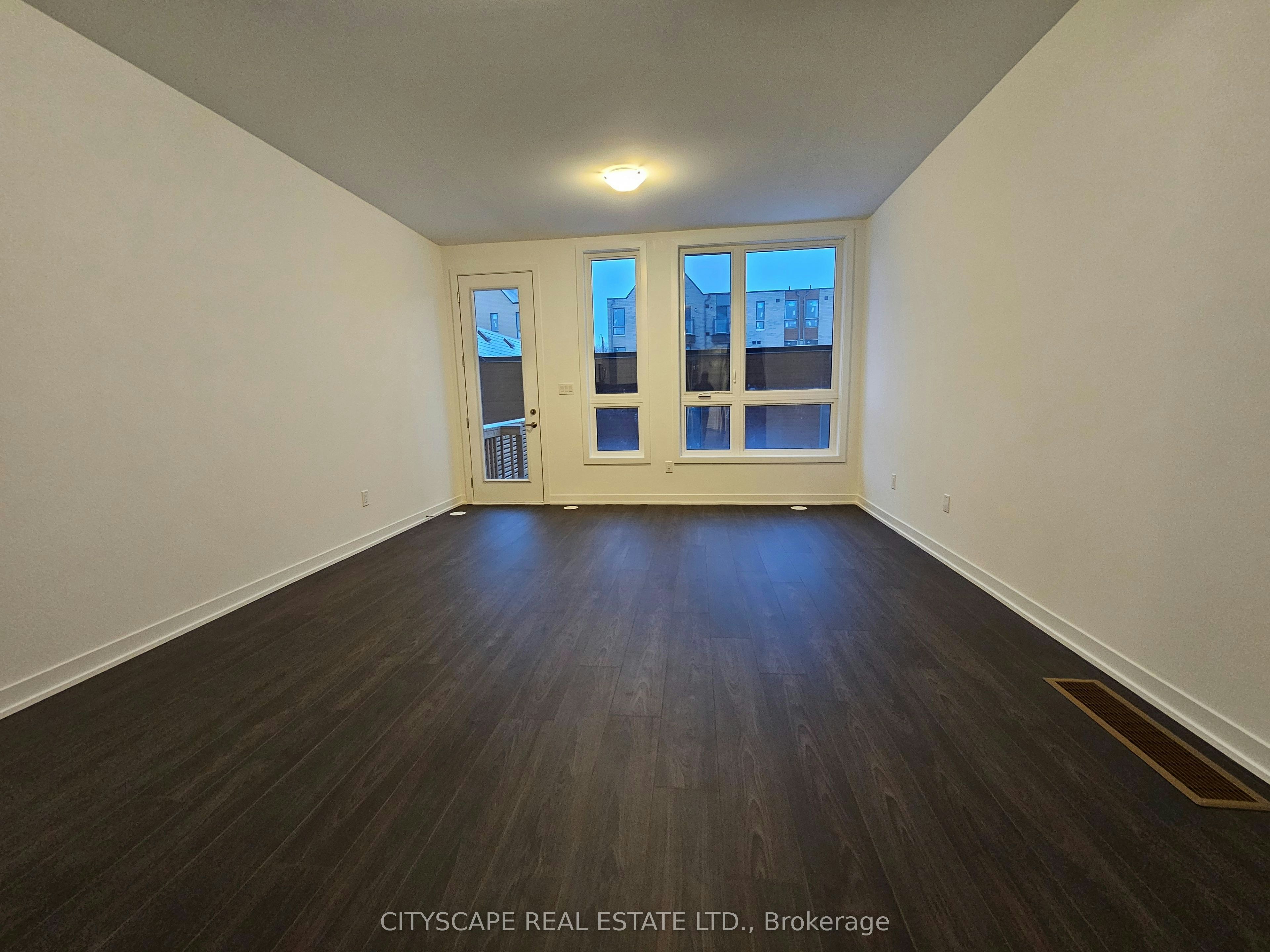 32 Deep Roots Terrace, Toronto, ON, M6A 2M3 - 17