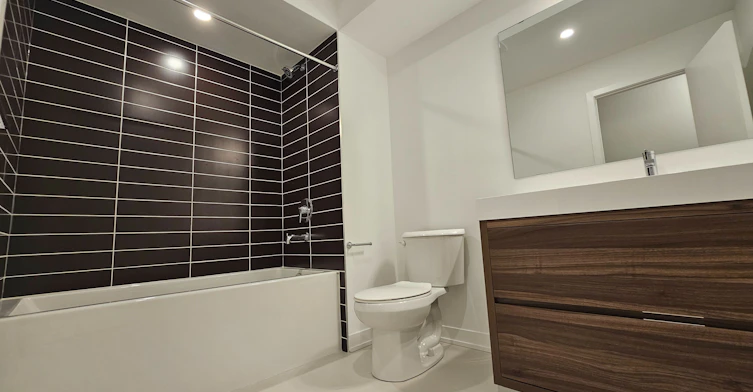 32 Deep Roots Terrace, Toronto, ON, M6A 2M3 - 9