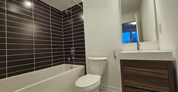 32 Deep Roots Terrace, Toronto, ON, M6A 2M3 - 28