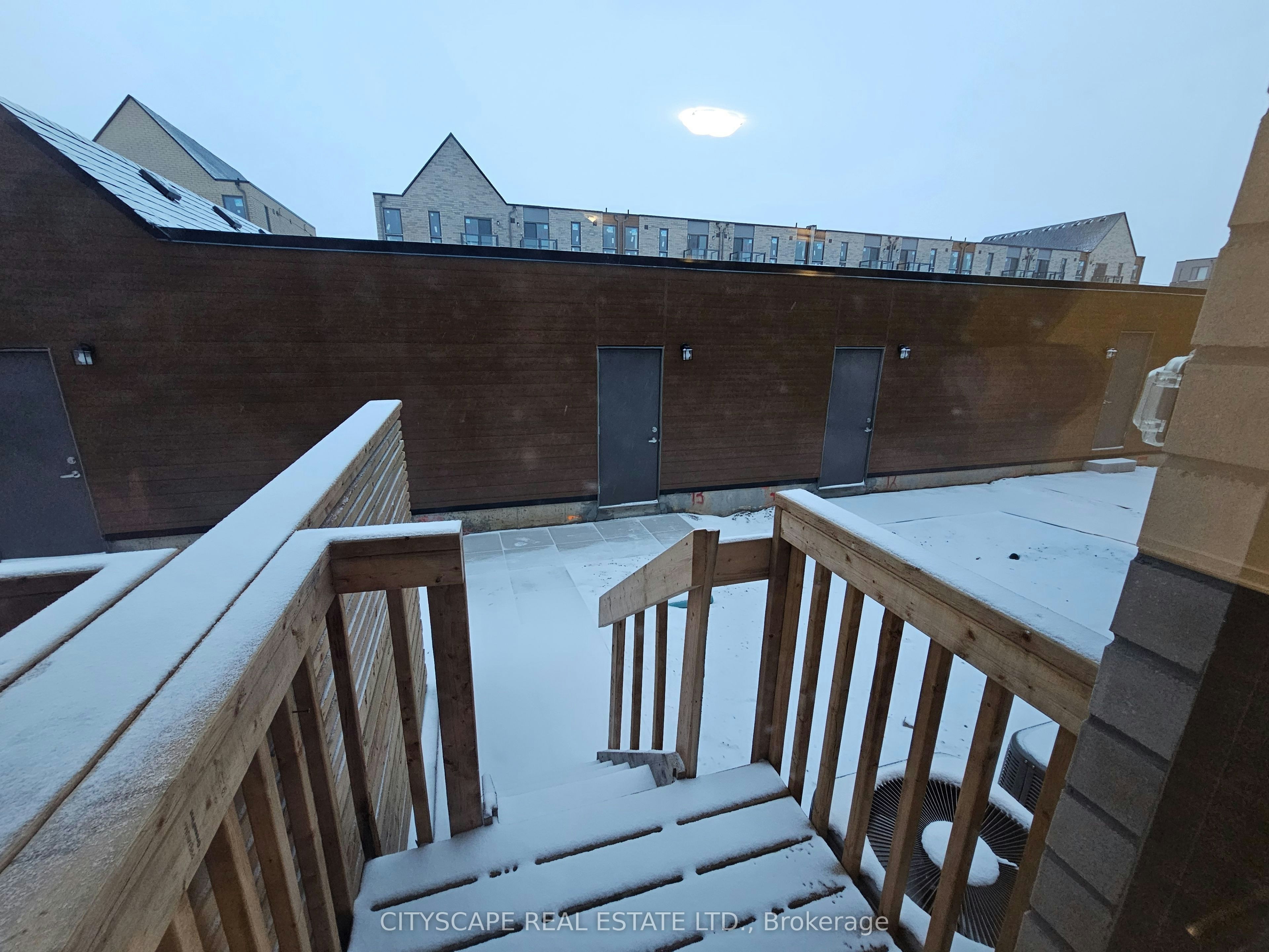 32 Deep Roots Terrace, Toronto, ON, M6A 2M3 - 18