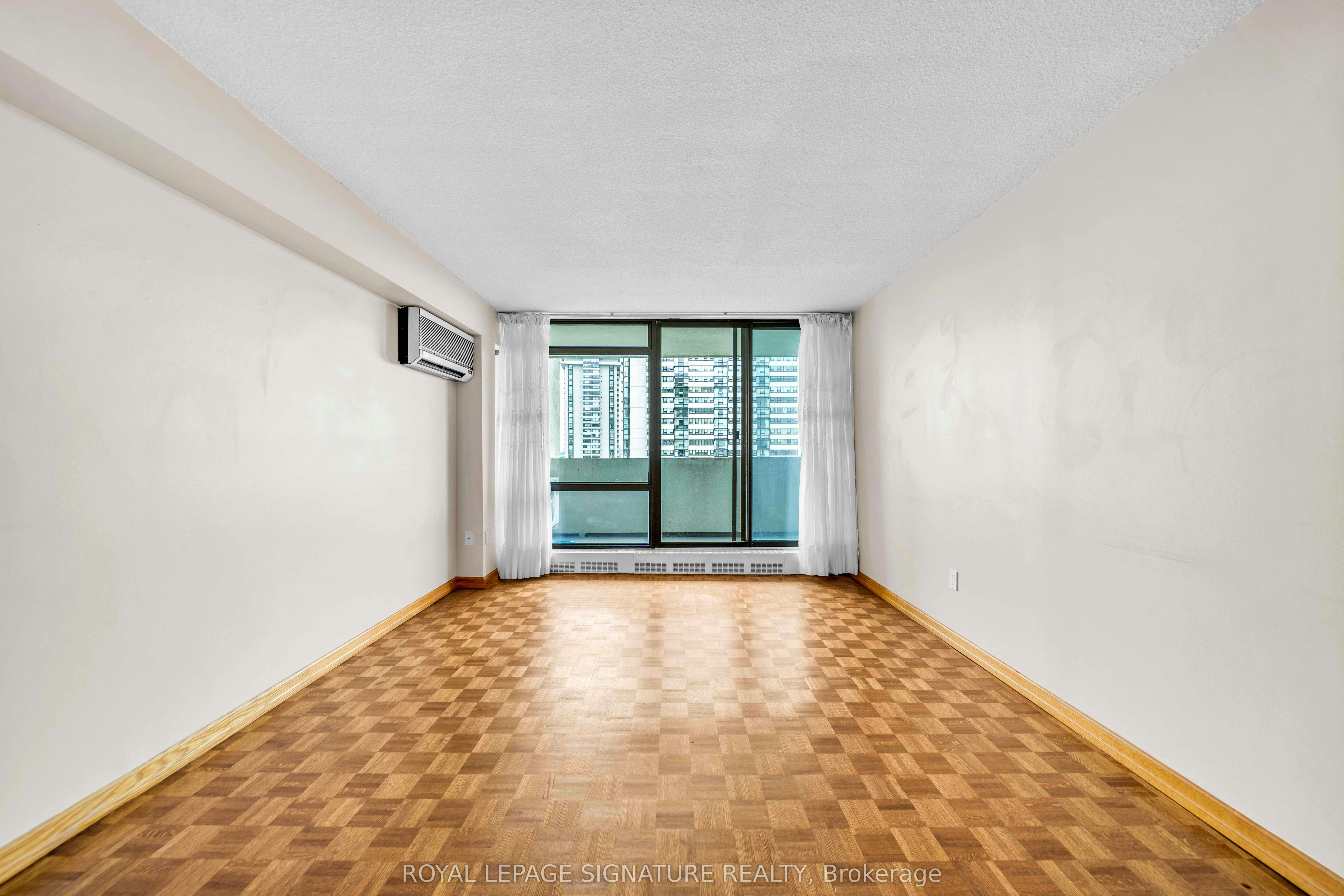 1506-3300 Don Mills Road - 4