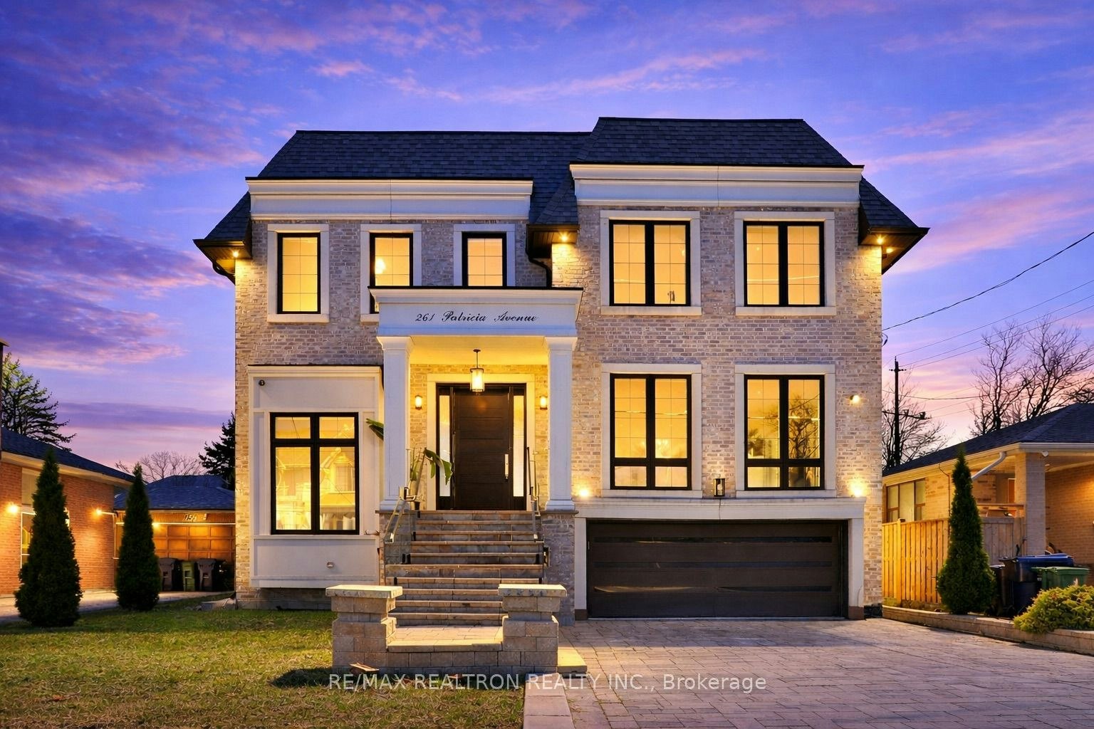 261 Patricia Avenue, Toronto, ON, M2M 1J7