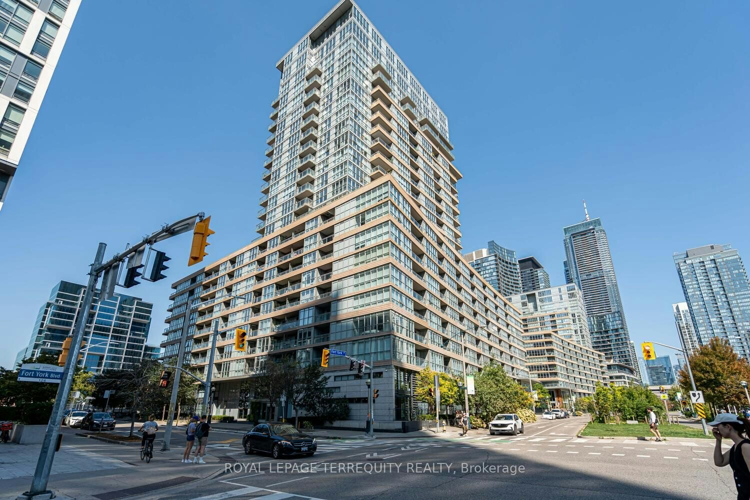 610-151 Dan Leckie Way, Toronto, ON, M5V 4B2