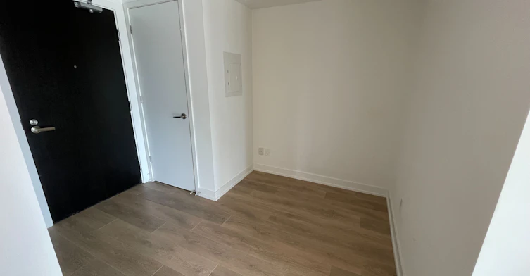 1402-501 Yonge Street, Toronto, ON, M4Y 0G8 - 2