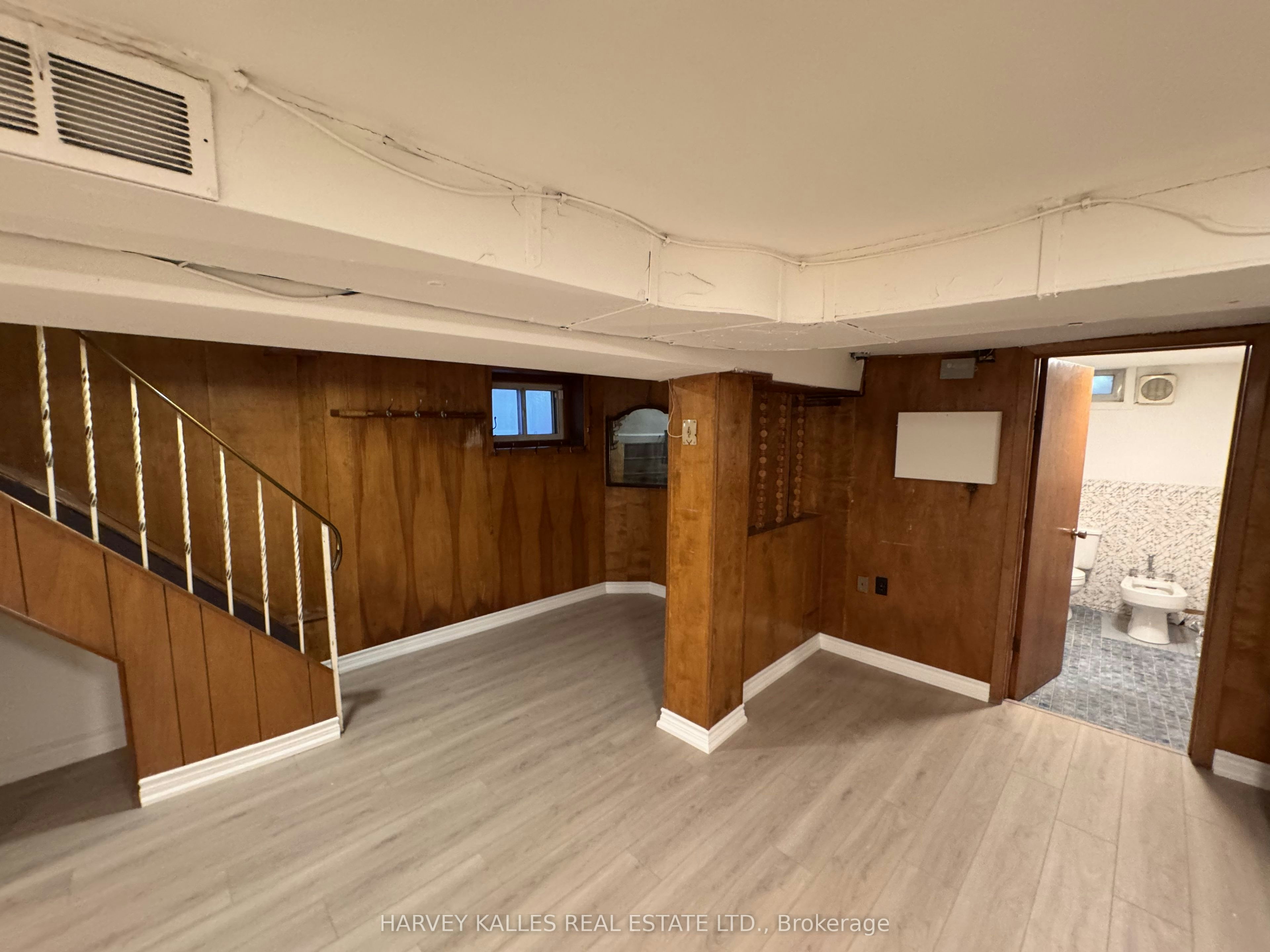 628 Manning Avenue, Toronto, ON, M6G 2V9 - 7