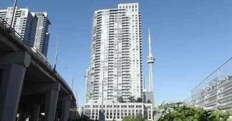 3609-18 Yonge Street, Toronto, ON, M5E 1Z8