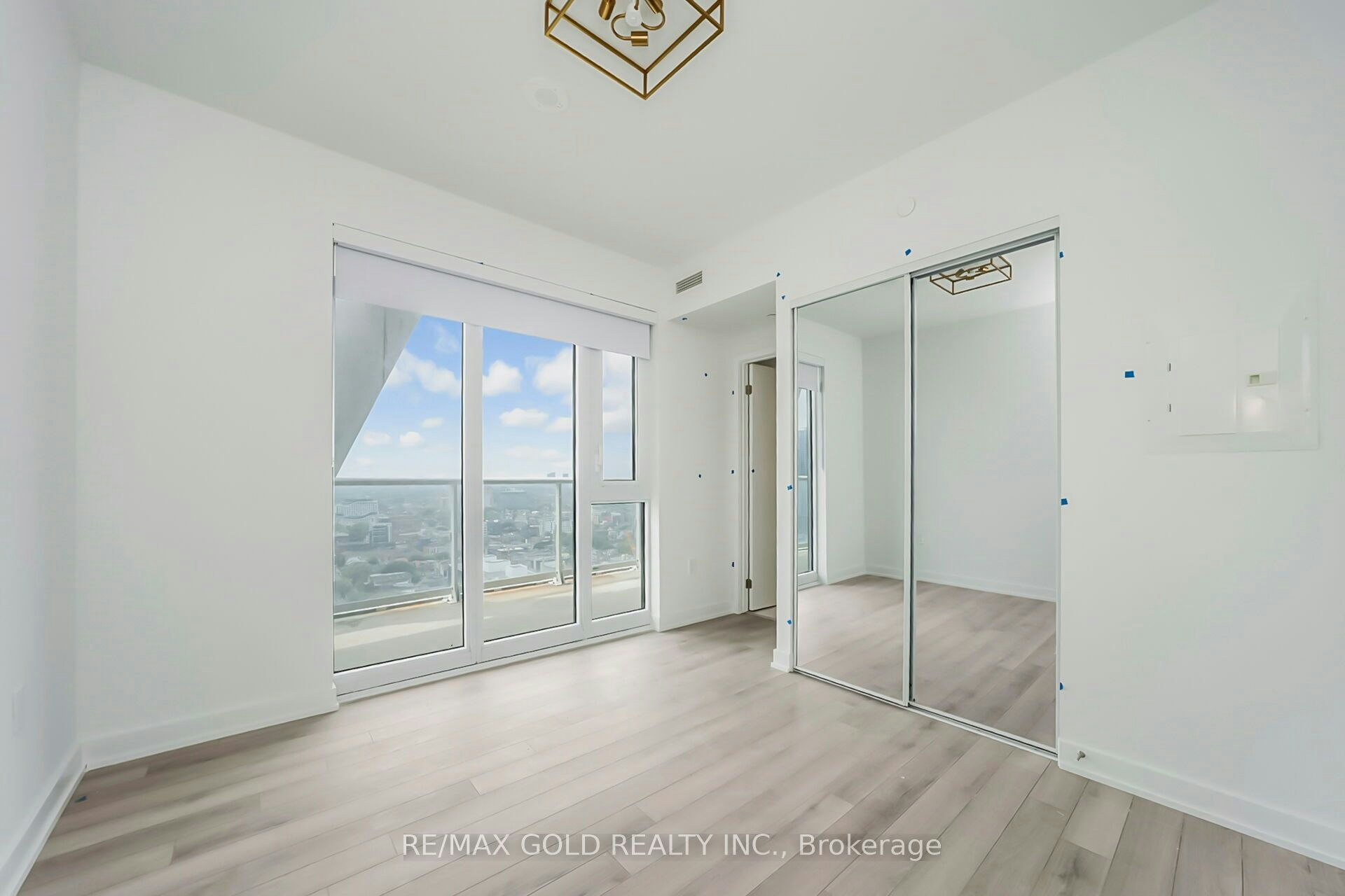 2818-230 Simcoe Street, Toronto, ON, L6X 2Y8 - 12