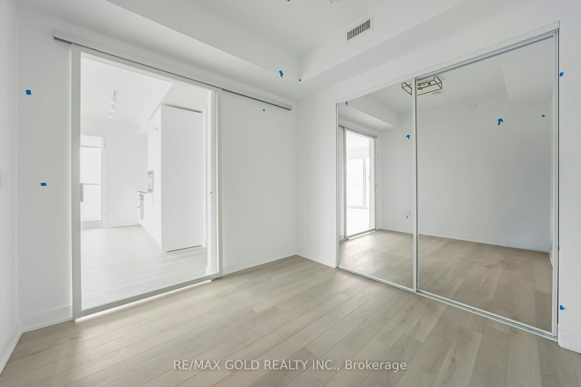 2818-230 Simcoe Street, Toronto, ON, L6X 2Y8 - 26
