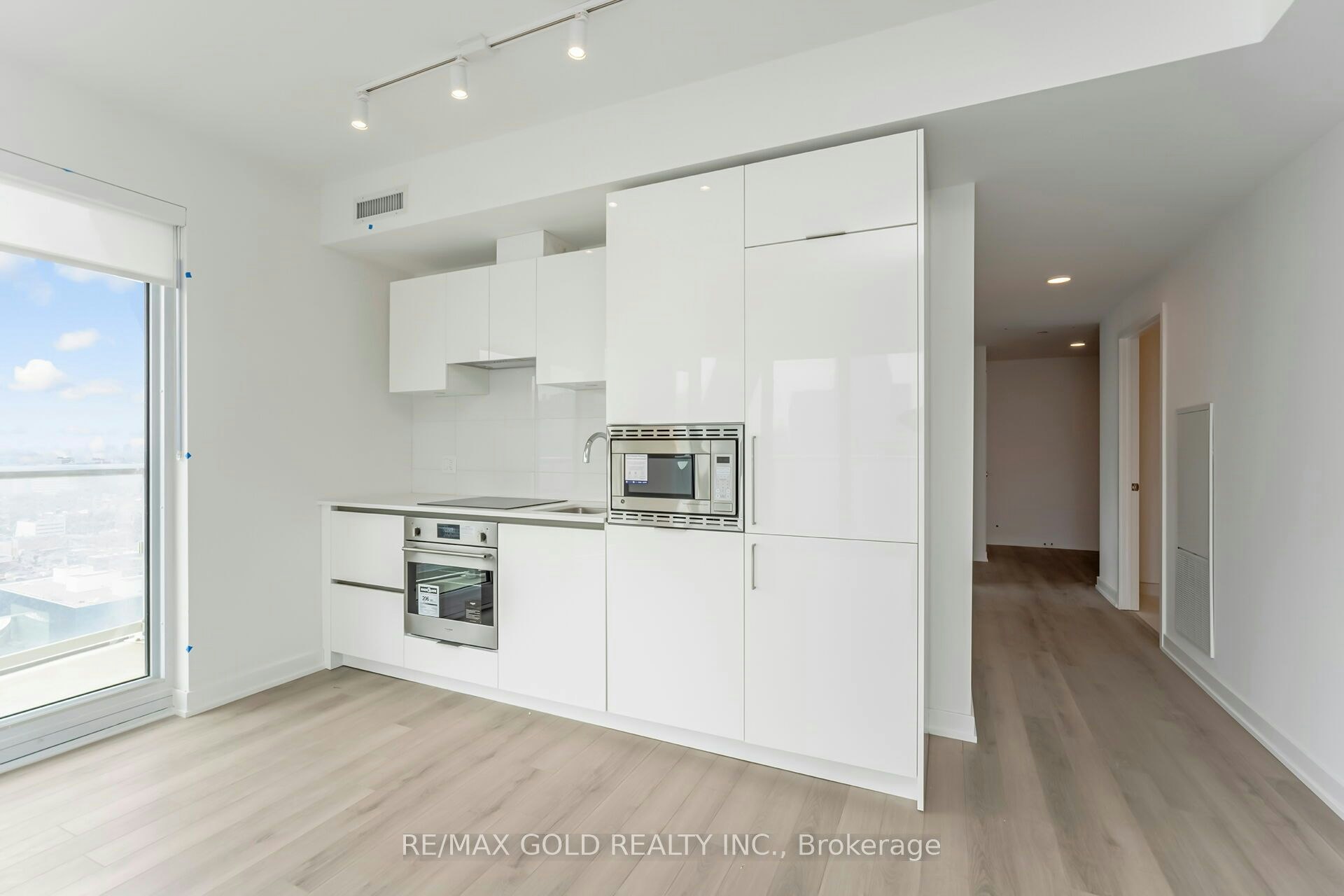 2818-230 Simcoe Street, Toronto, ON, L6X 2Y8 - 28