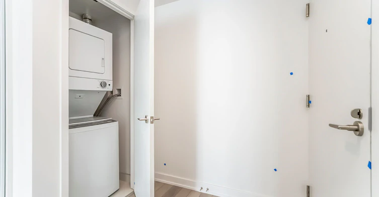 2818-230 Simcoe Street, Toronto, ON, L6X 2Y8 - 9