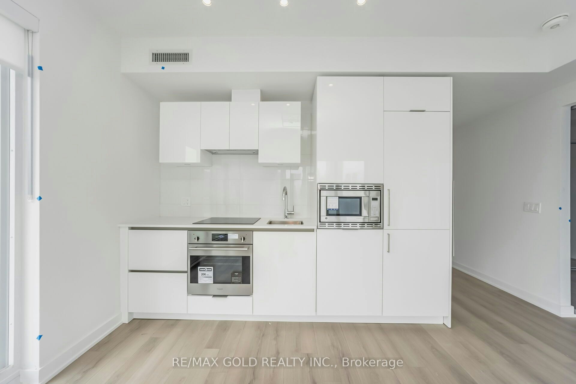 2818-230 Simcoe Street, Toronto, ON, L6X 2Y8 - 27