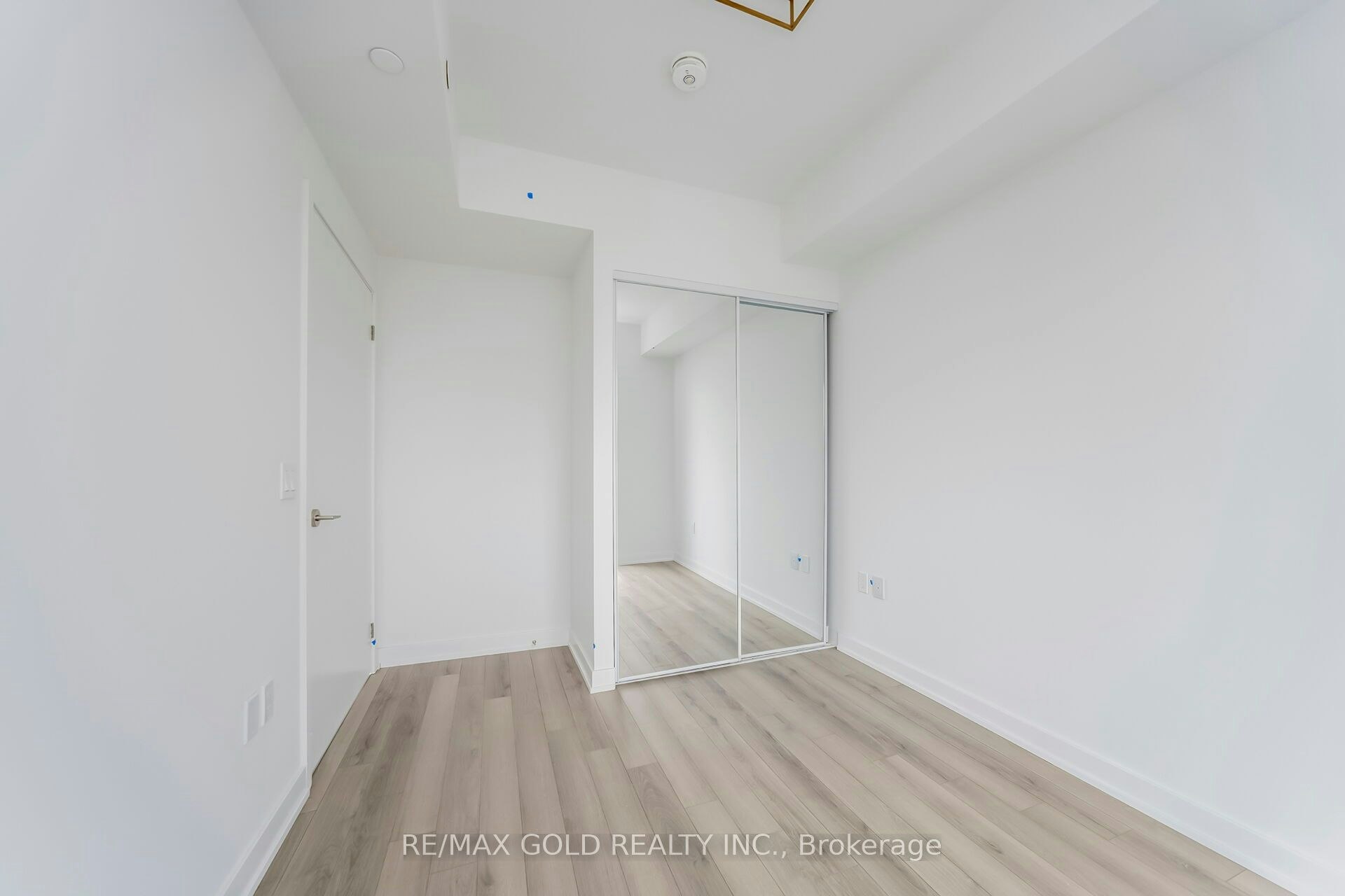 2818-230 Simcoe Street, Toronto, ON, L6X 2Y8 - 23