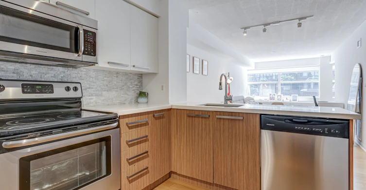 103-11 St. Joseph Street, Toronto, ON, M4Y 3G4 - 15