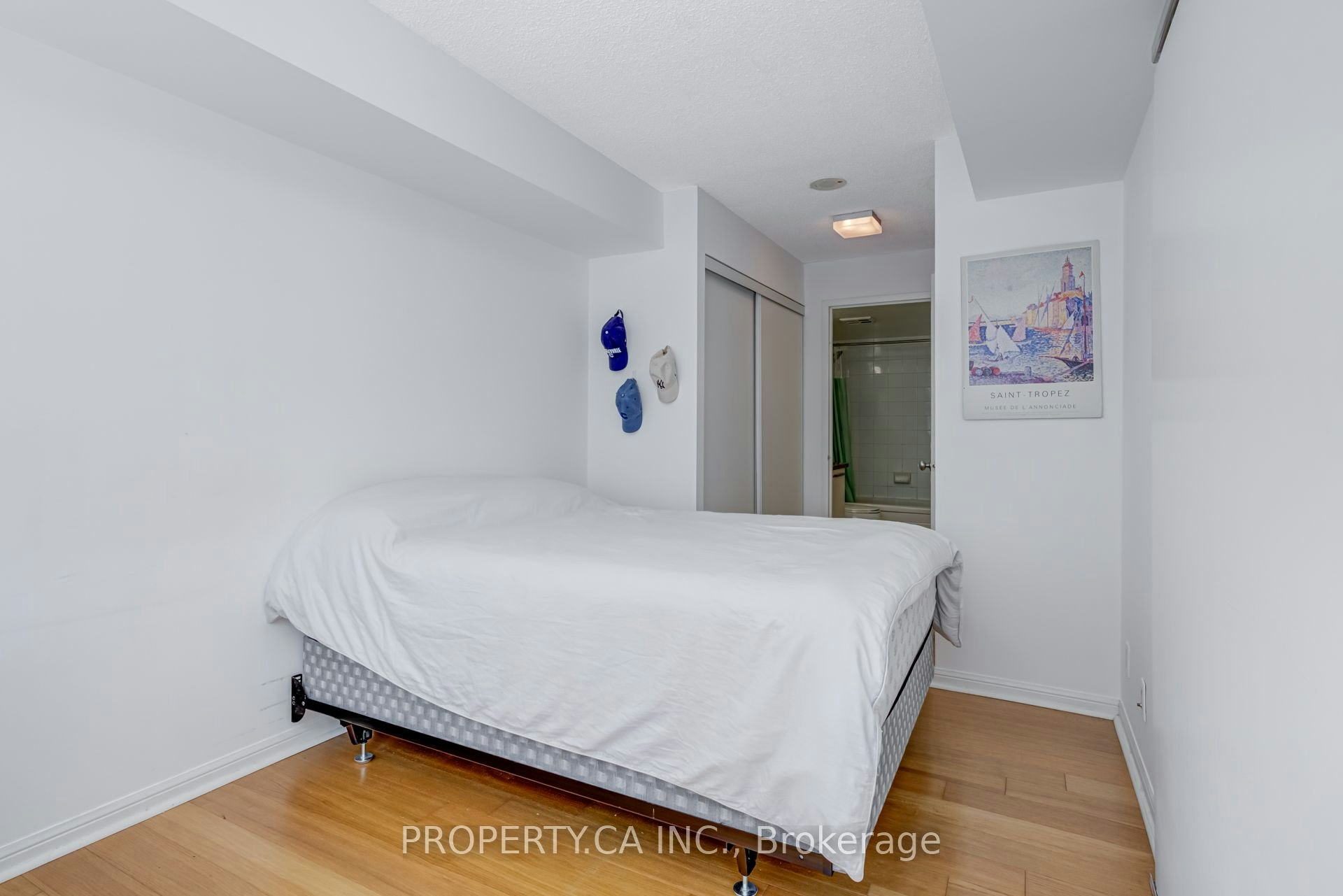 103-11 St. Joseph Street, Toronto, ON, M4Y 3G4 - 23
