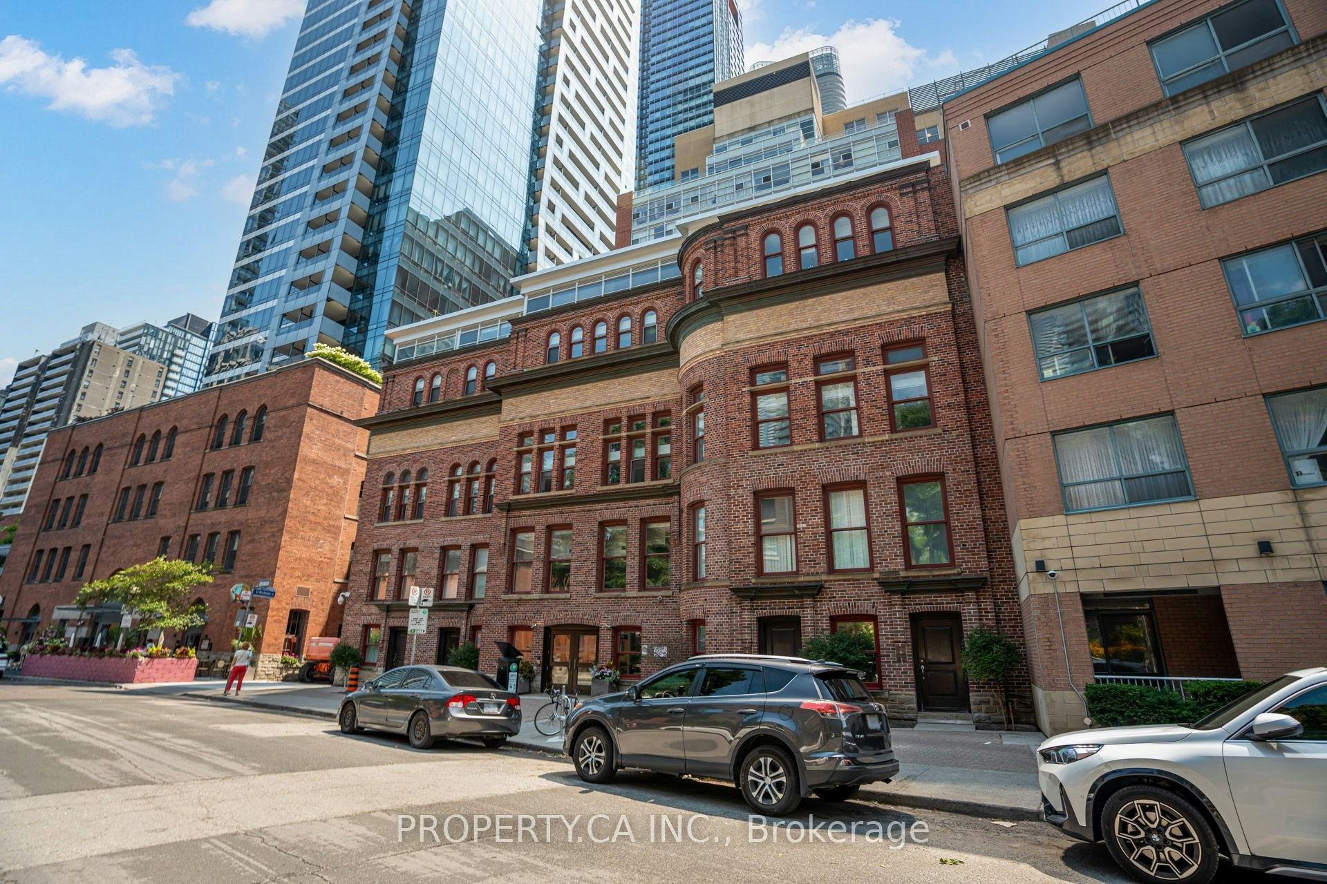103-11 St. Joseph Street, Toronto, ON, M4Y 3G4 - 2