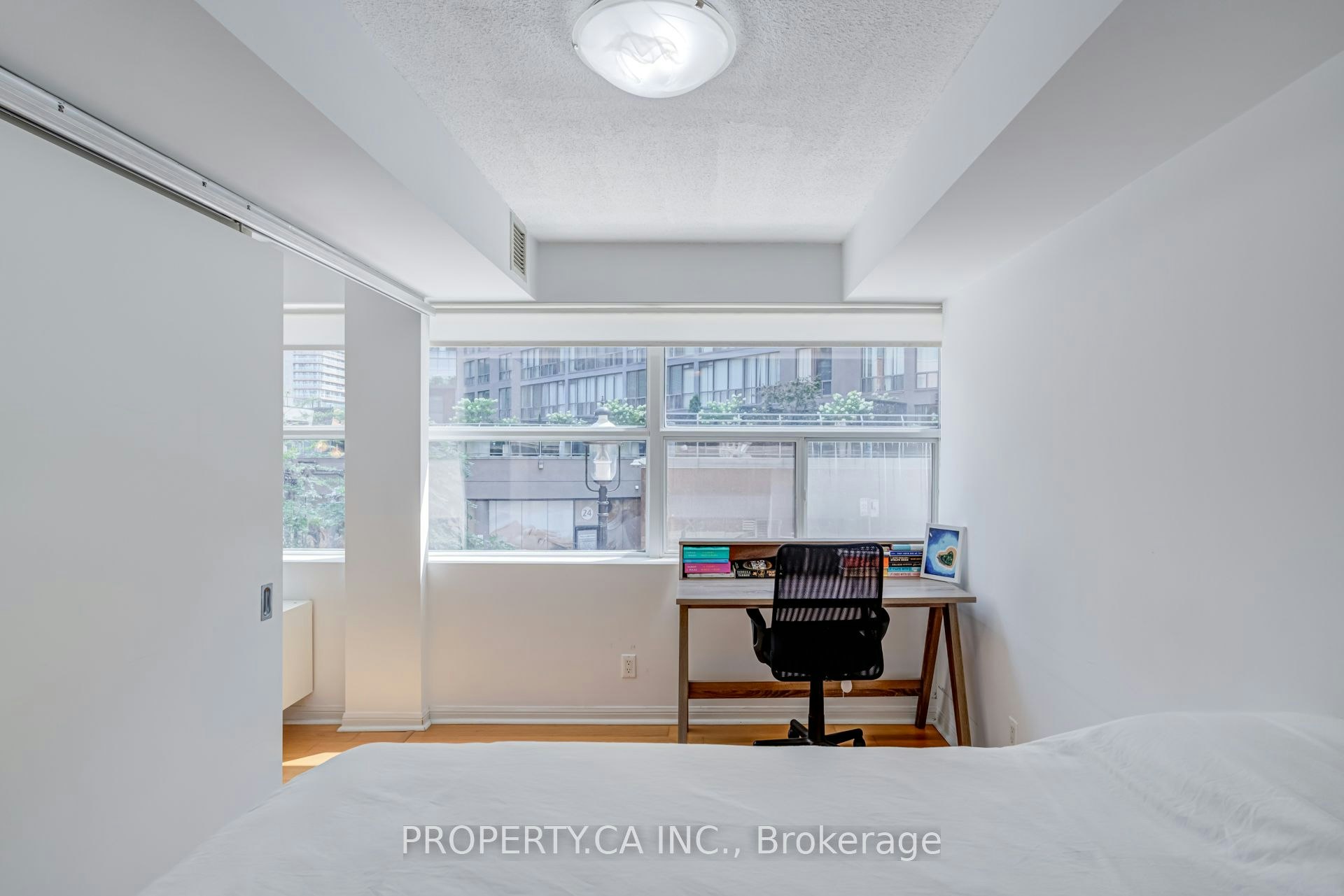 103-11 St. Joseph Street, Toronto, ON, M4Y 3G4 - 25