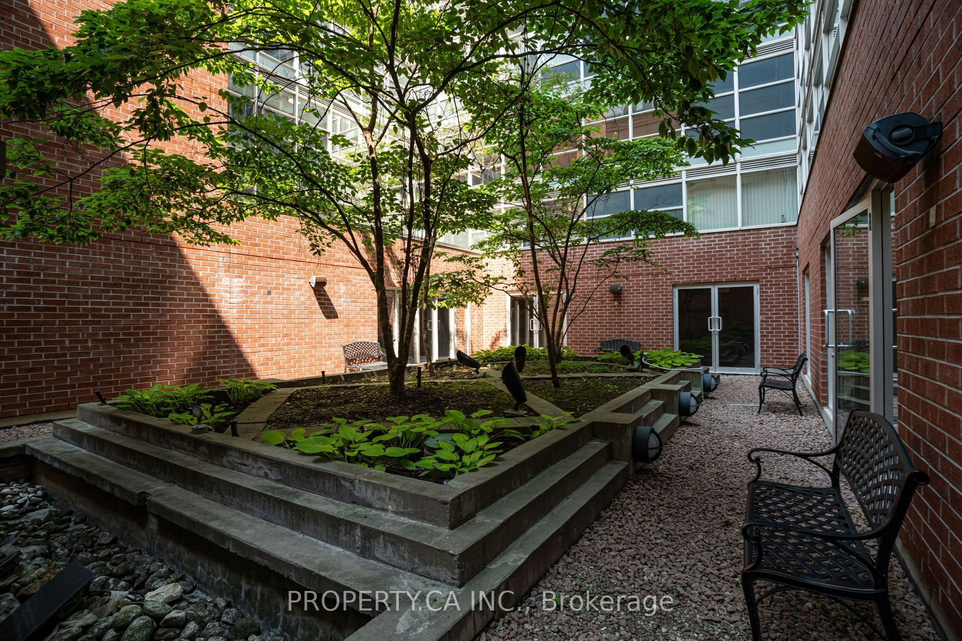 103-11 St. Joseph Street, Toronto, ON, M4Y 3G4 - 31