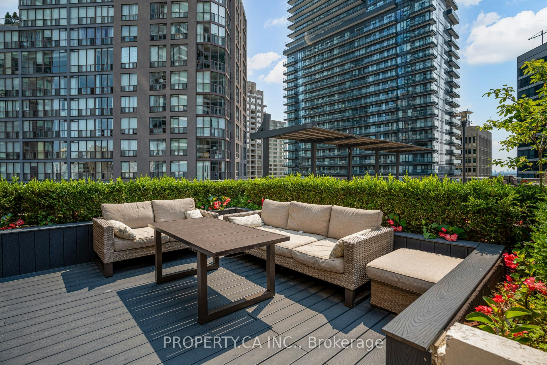 103-11 St. Joseph Street, Toronto, ON, M4Y 3G4 - 35