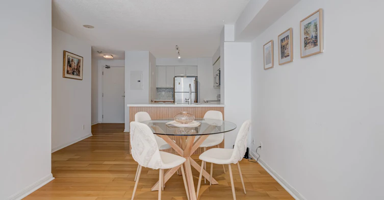 103-11 St. Joseph Street, Toronto, ON, M4Y 3G4 - 18
