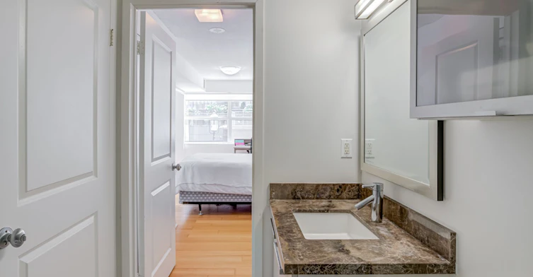 103-11 St. Joseph Street, Toronto, ON, M4Y 3G4 - 27