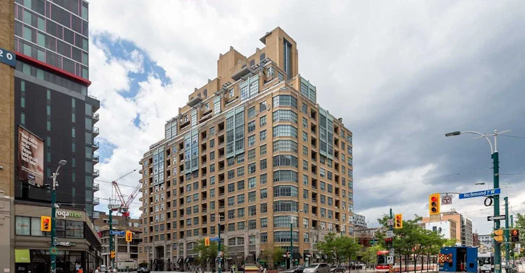 511-438 Richmond Street W, Toronto, ON, M5V 3S6