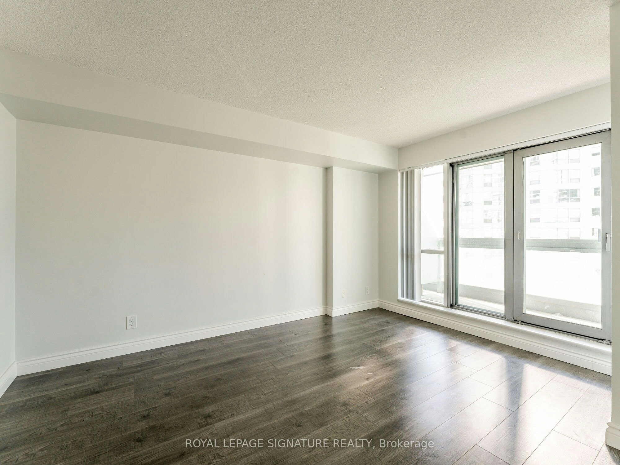 1701-10 Yonge Street, Toronto, ON, M5E 1R4 - 18