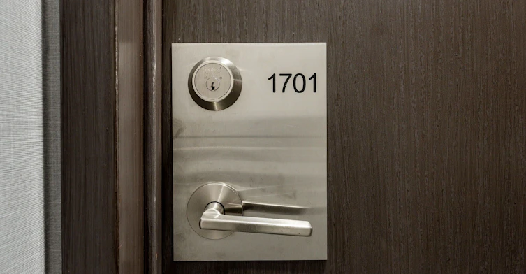 1701-10 Yonge Street, Toronto, ON, M5E 1R4 - 5