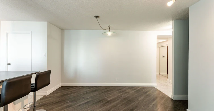 1701-10 Yonge Street, Toronto, ON, M5E 1R4 - 9