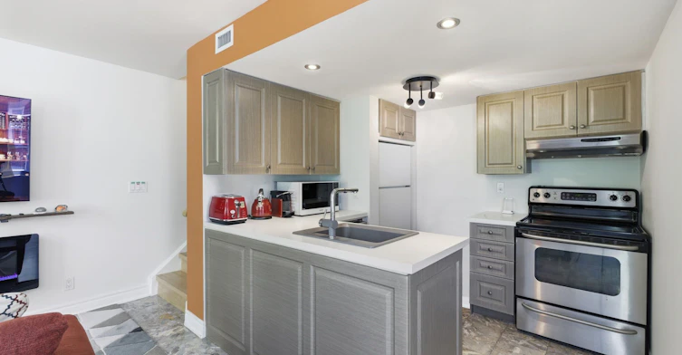 8-87 Lillian Street, Toronto, ON, M4S 2H7 - 13