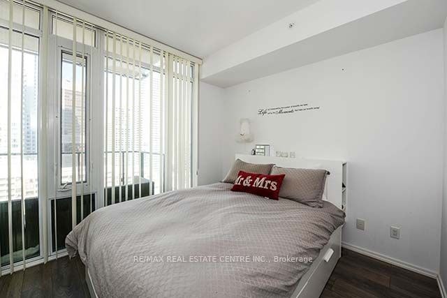 2507-75 St Nicholas Street, Toronto, ON, M4Y 0A5 - 13