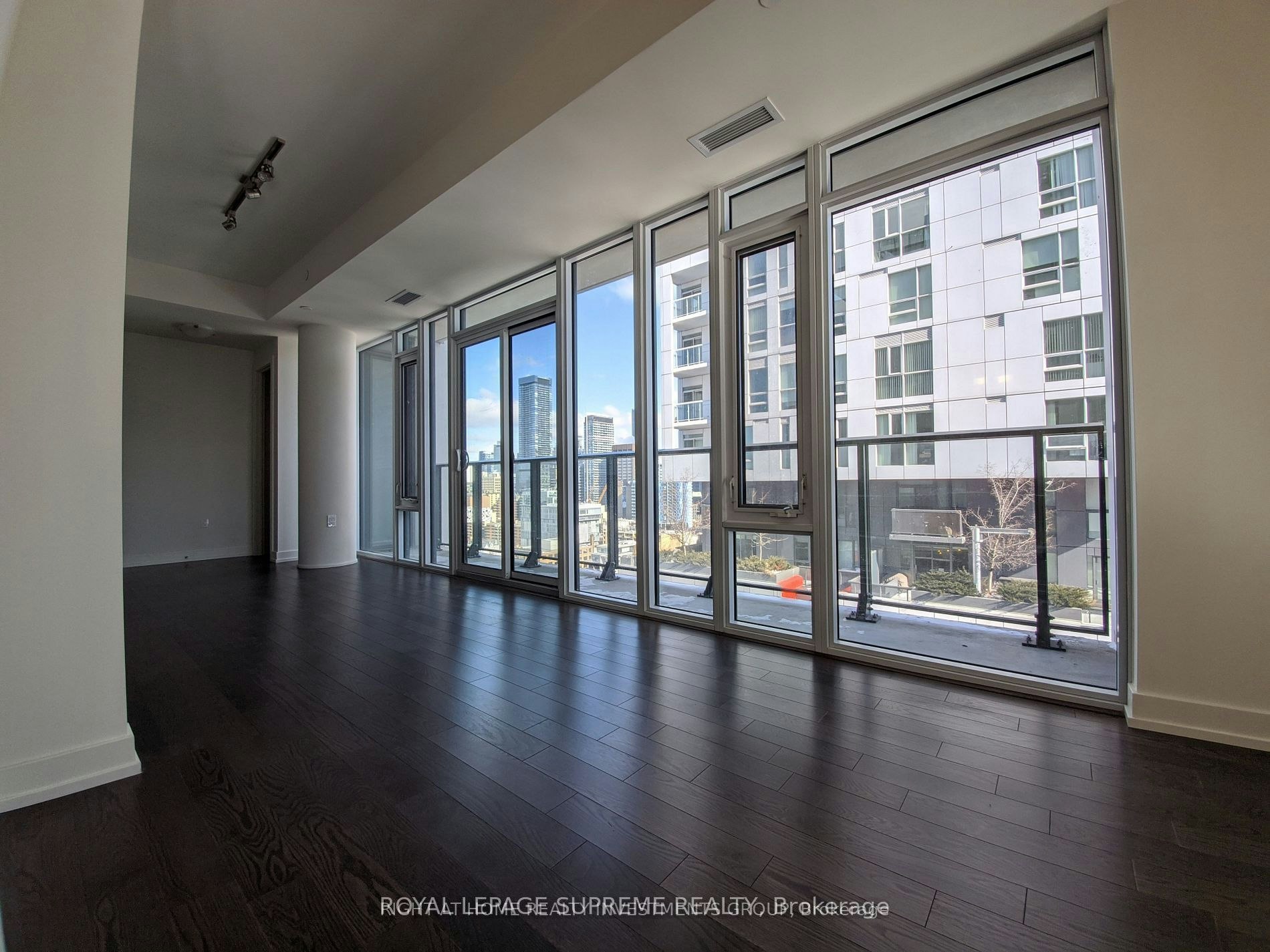 2315-330 Richmond Street W, Toronto, ON, M5V 0M4 - 11