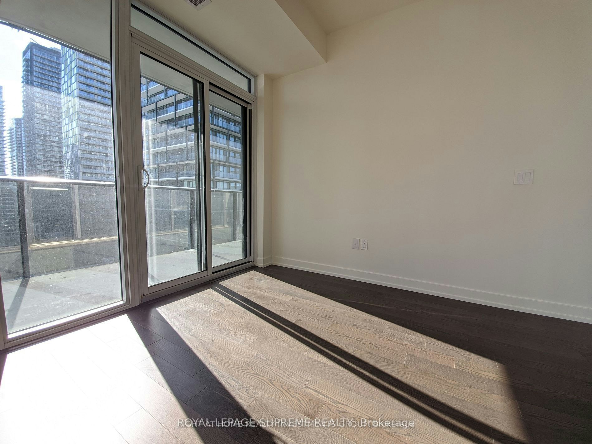 2315-330 Richmond Street W, Toronto, ON, M5V 0M4 - 13