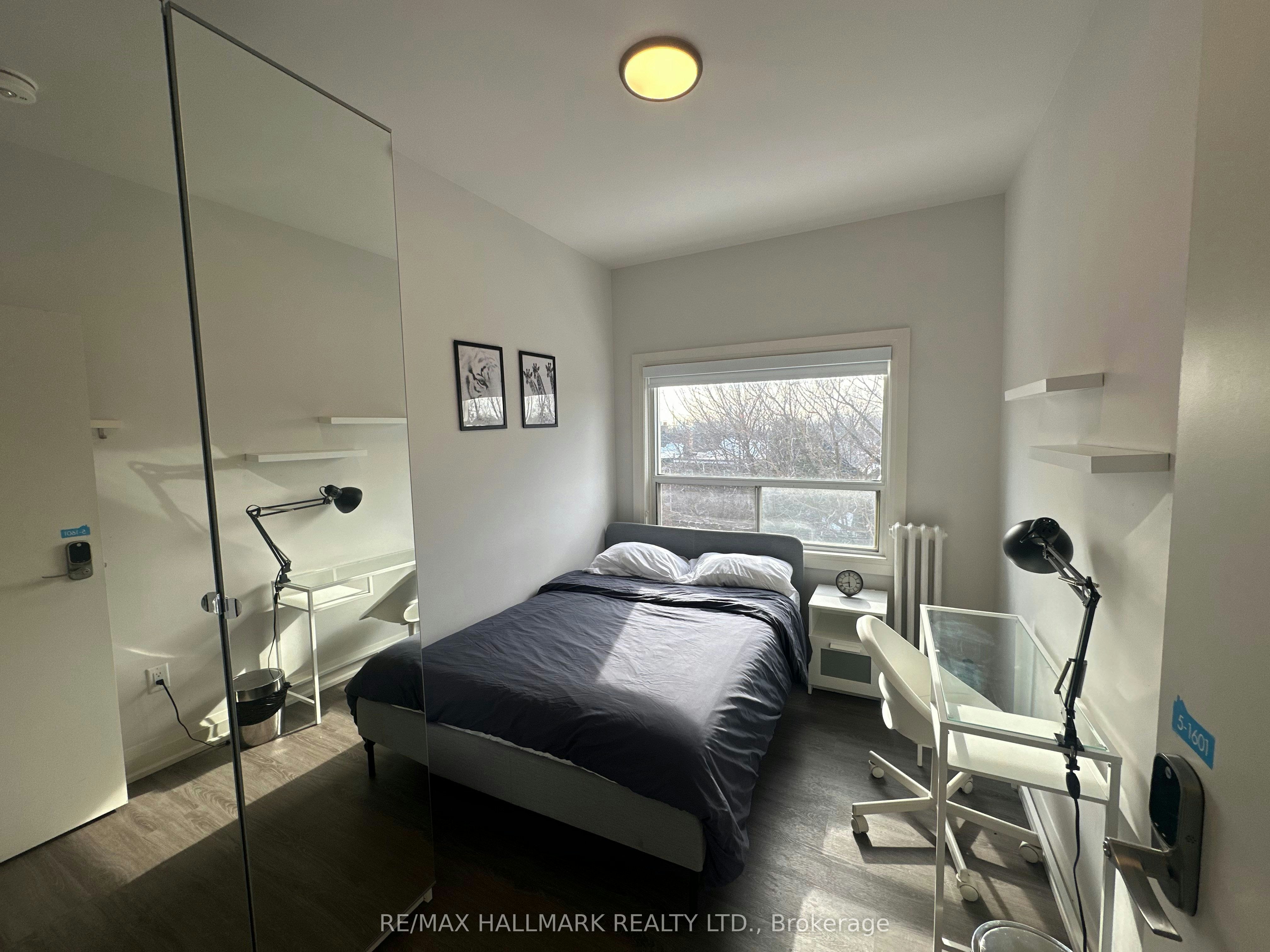 16-595 St Clair Avenue W, Toronto, ON, M6C 1A3 - 24