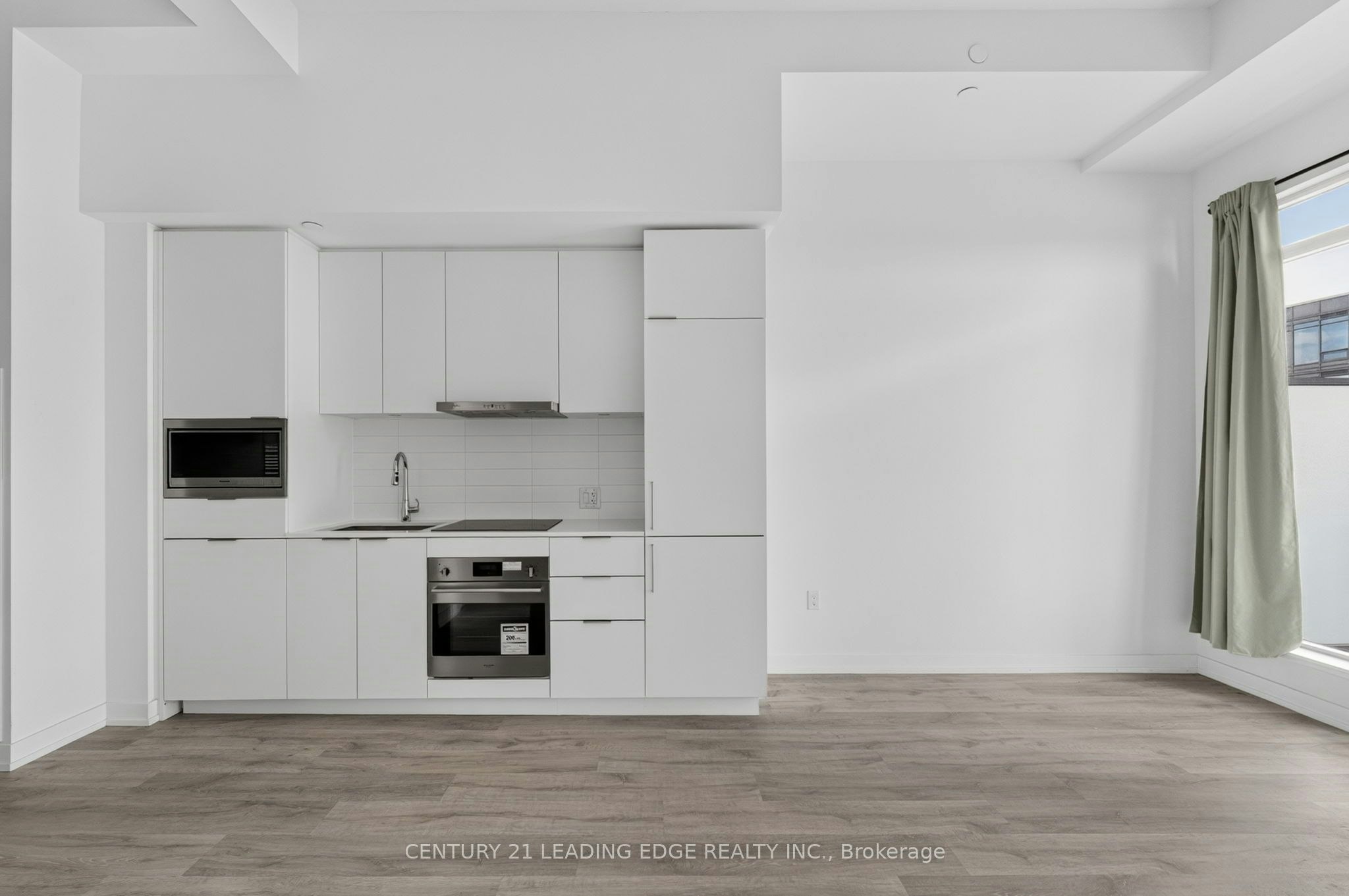 N908-7 Golden Lion Heights, Toronto, ON, M2M 0C1 - 3