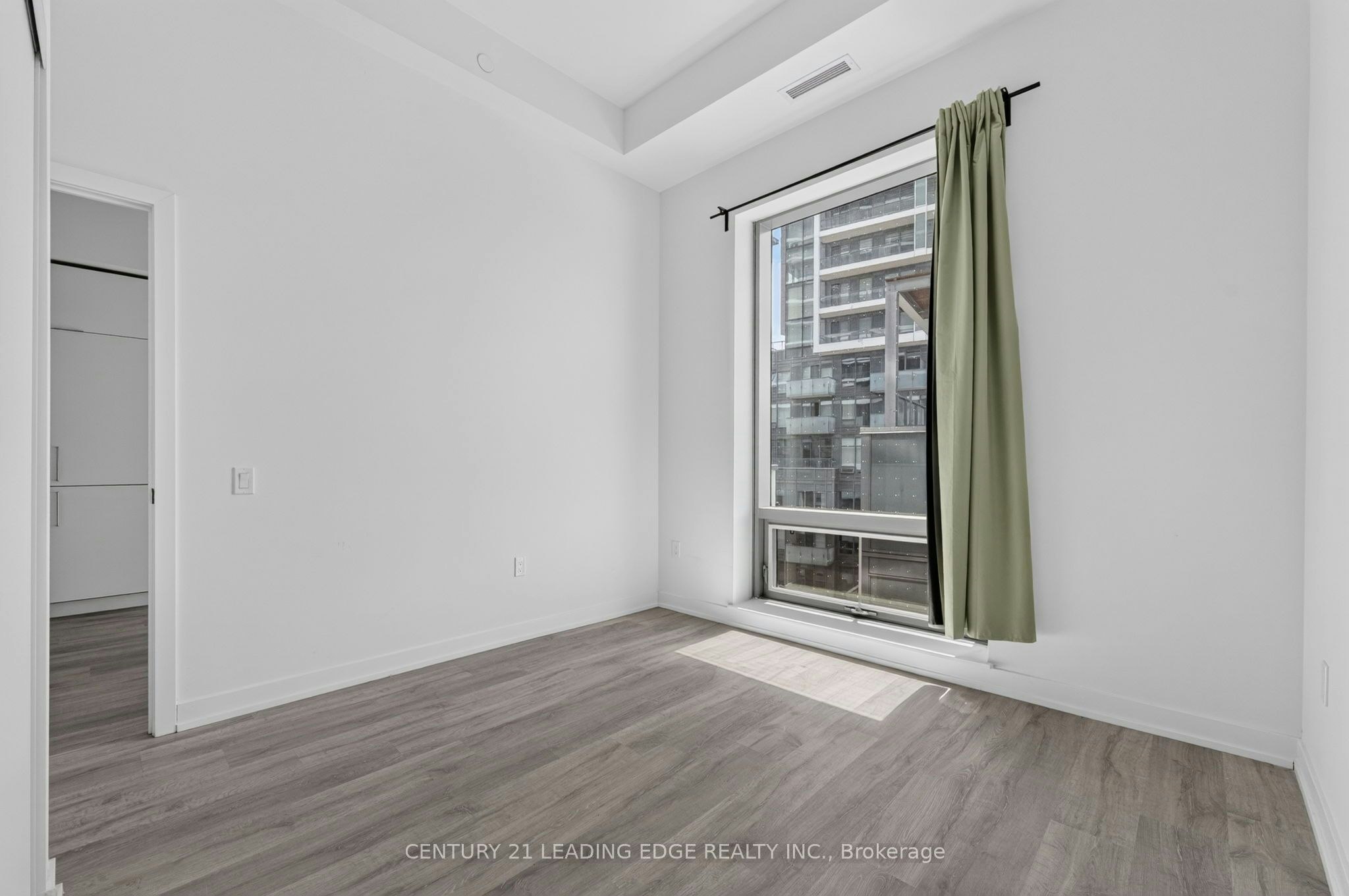 N908-7 Golden Lion Heights, Toronto, ON, M2M 0C1 - 6