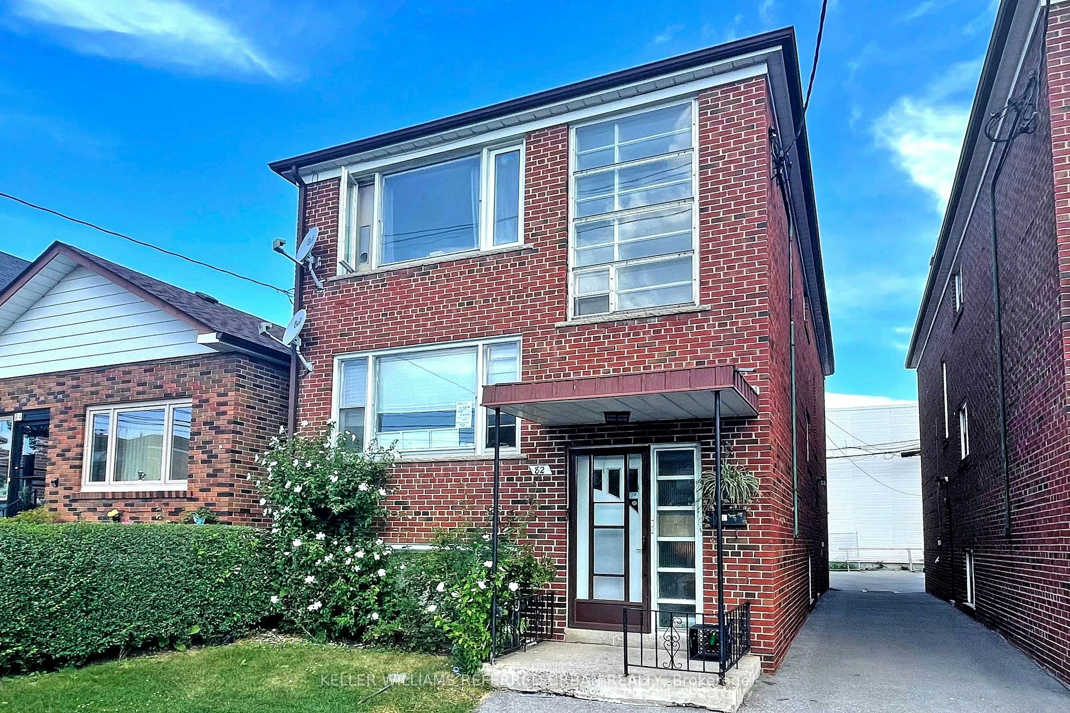 82 Lanark Avenue, Toronto, ON, M6E 2G4