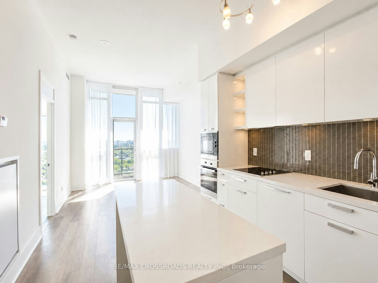 2406-32 Davenport Road, Toronto, ON, M5R 0B5 - 4