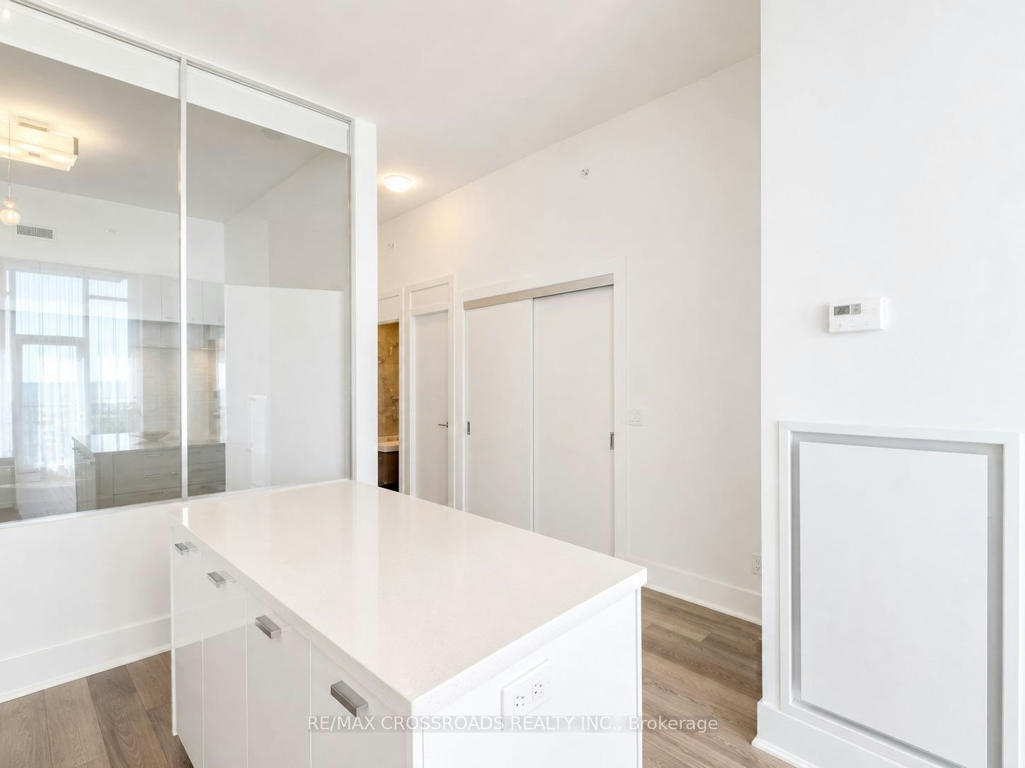 2406-32 Davenport Road, Toronto, ON, M5R 0B5 - 7