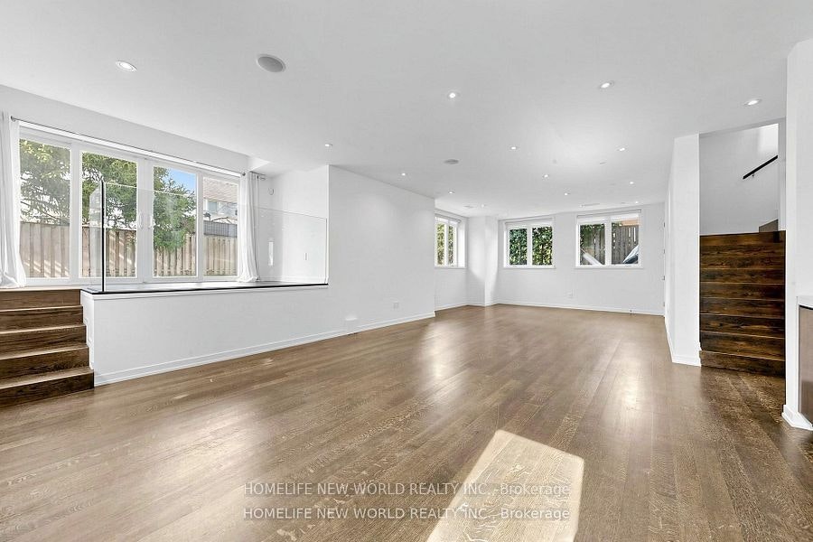 220 Roe Avenue, Toronto, ON, M5M 2J4 - 19