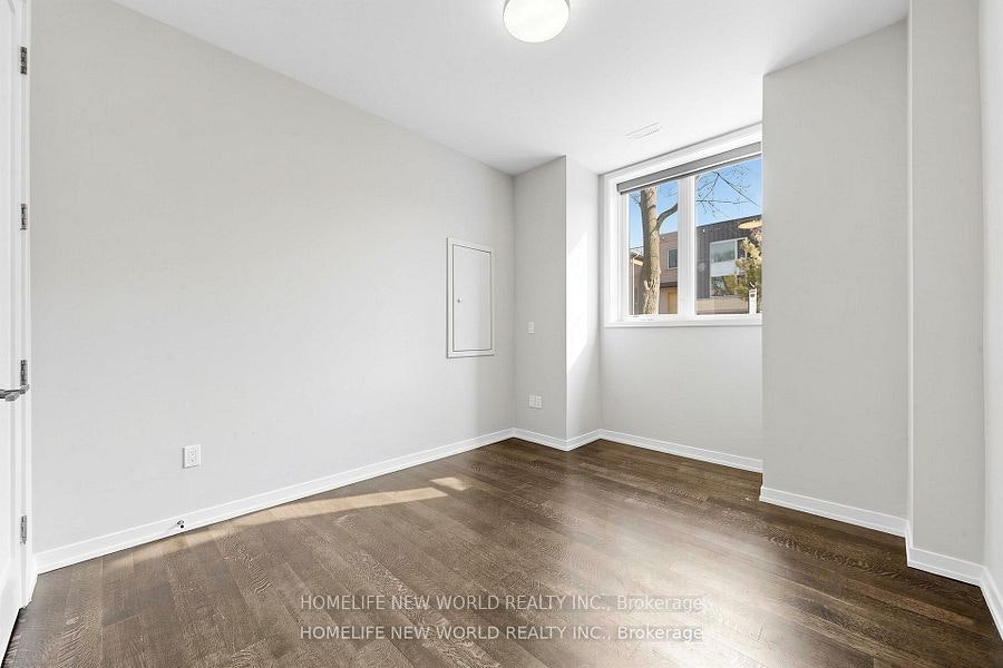 220 Roe Avenue, Toronto, ON, M5M 2J4 - 24