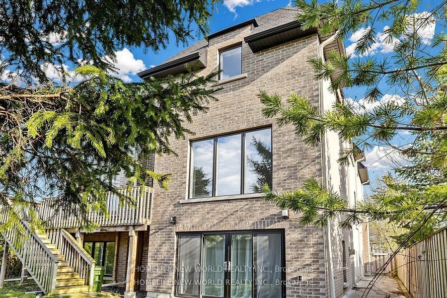 220 Roe Avenue, Toronto, ON, M5M 2J4 - 26