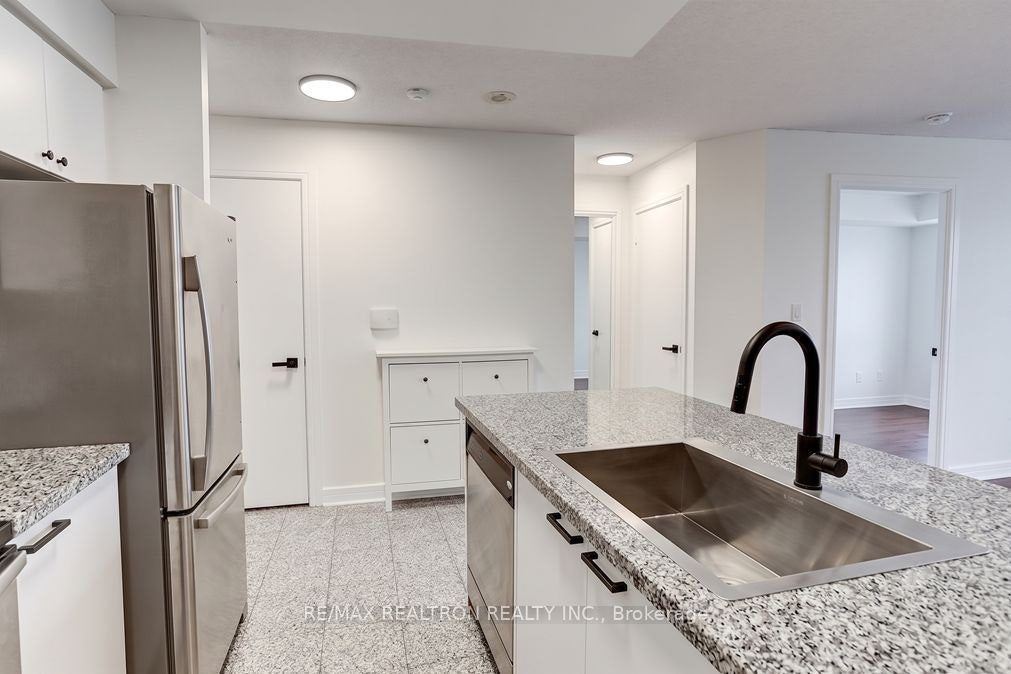 2407-16 Harrison Garden Boulevard, Toronto, ON, M2N 7J7 - 6